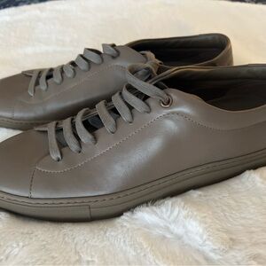 Good Man Brand Men's Taupe Leather Low-Top Sneakers